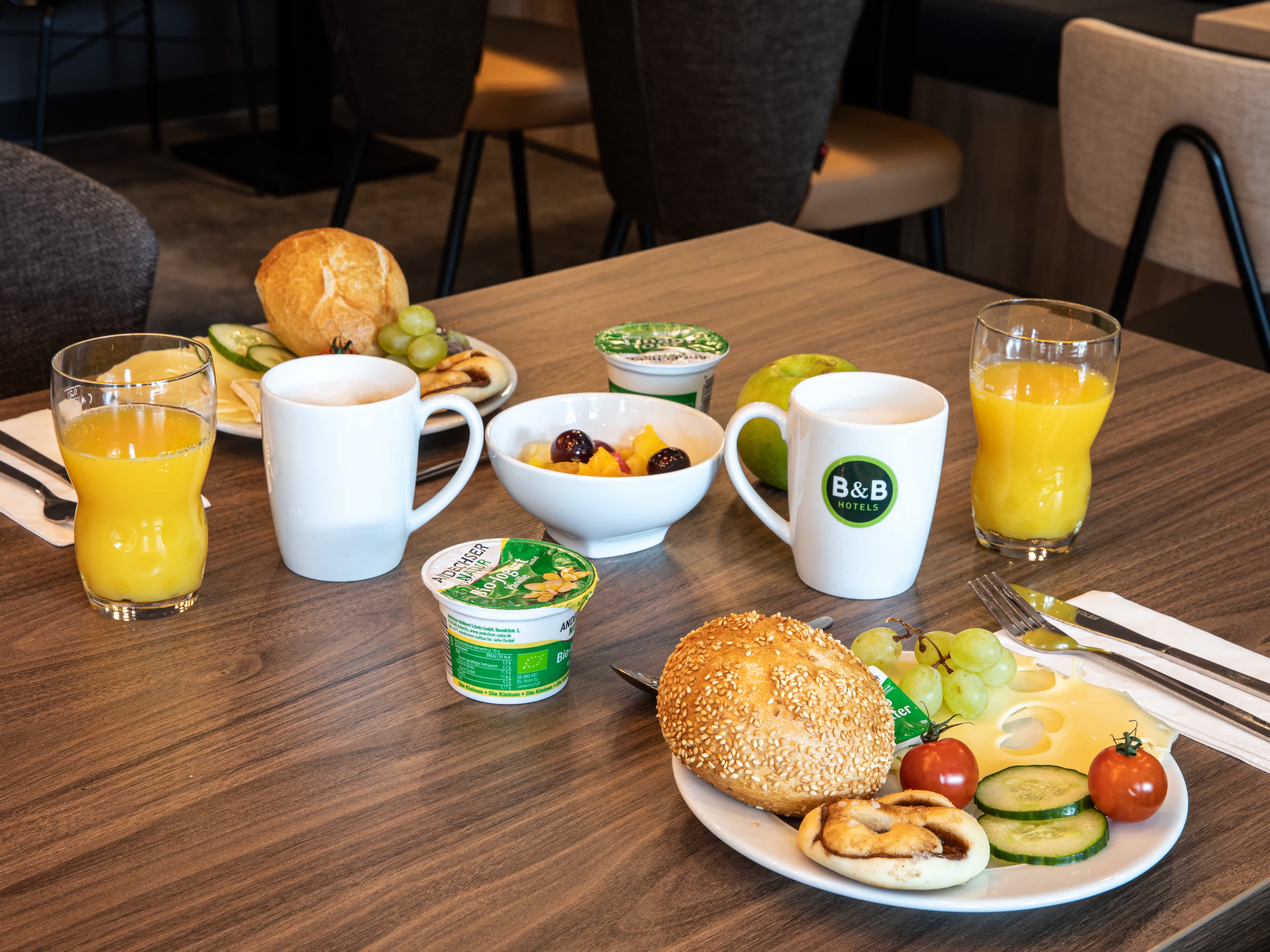 B&B Hotel Hamburg-Airport Ansicht 8