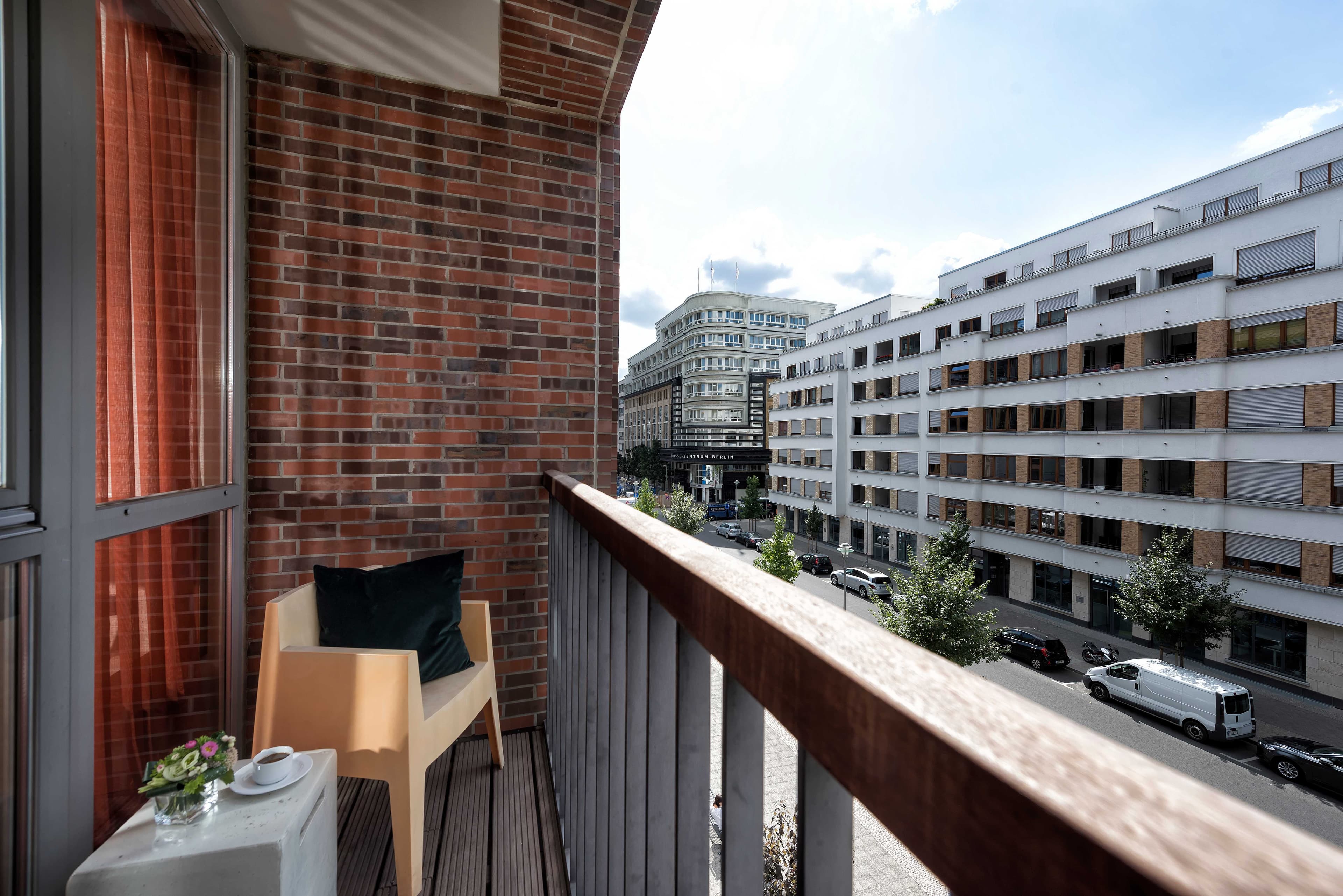 Adina Apartment Hotel Berlin Checkpoint Charlie Ansicht 9