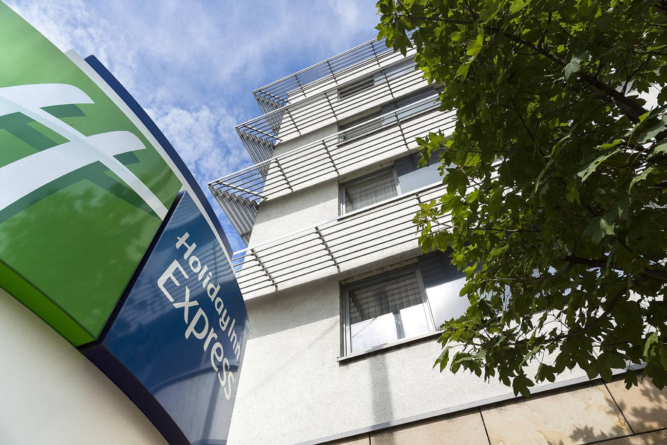 Holiday Inn Express Frankfurt - Messe Ansicht 3