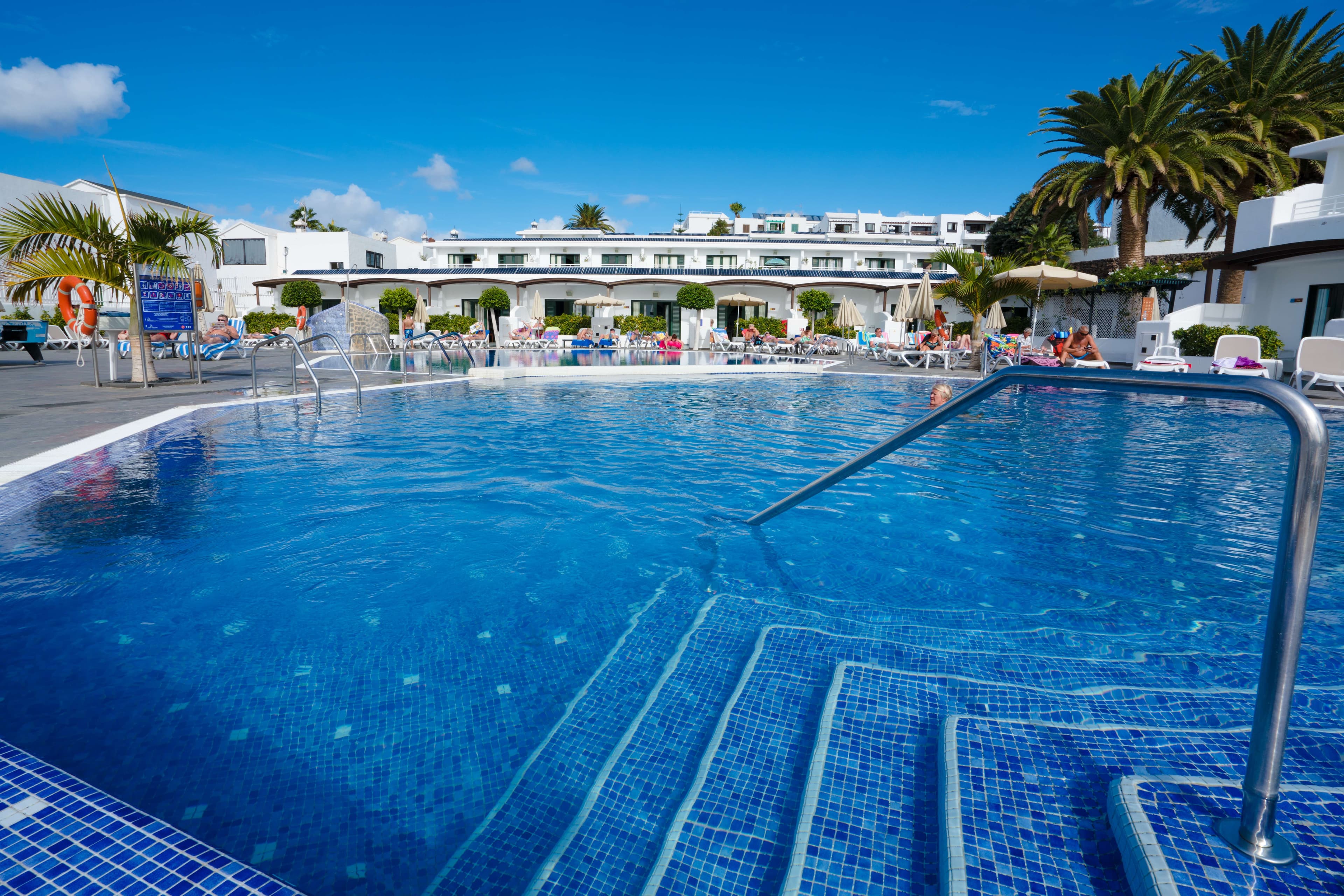 Relaxia Lanzaplaya Apartments