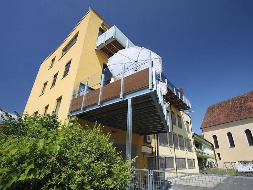 Hotel & Lounge Lava Inn