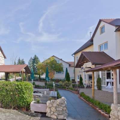 Seebauer Hotel Gut Wildbad Ansicht 2