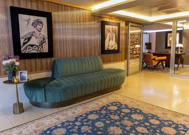 MUZE Hotel Dusseldorf - Handwritten Collection