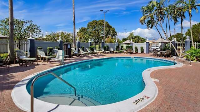 Best Western Plus Hotel Fort Myers Inn & Suites