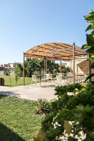 Albergo Diffuso Maison Tresnuraghes