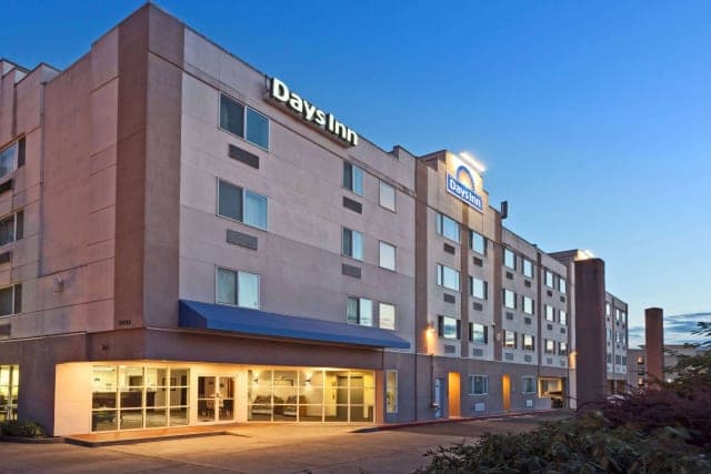 Hotel Days Inn Seatac International Airport