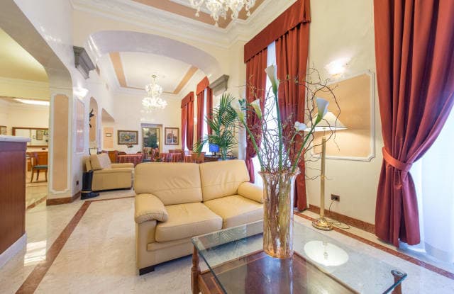 Strozzi Palace Hotel