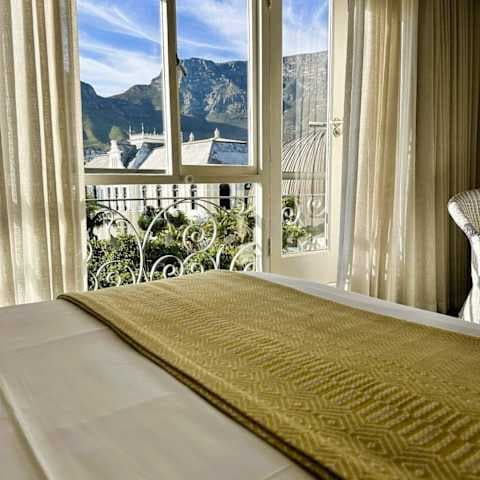 Hotel Cape Town Hollow