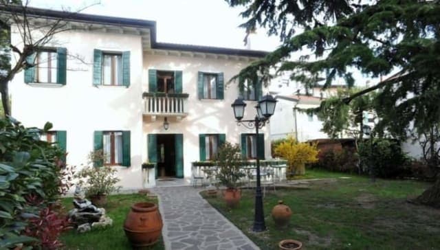 Villa Crispi