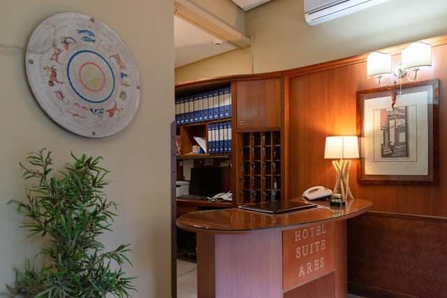 Hotel Suite Ares Napoli