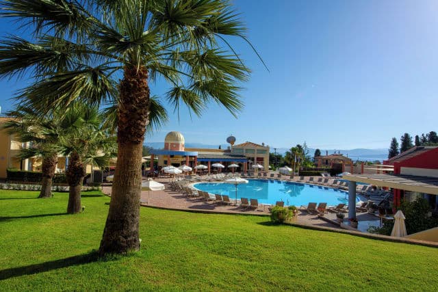 Hotel Olympion Village