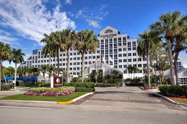 DoubleTree by Hilton Hotel Deerfield Beach - Boca Raton