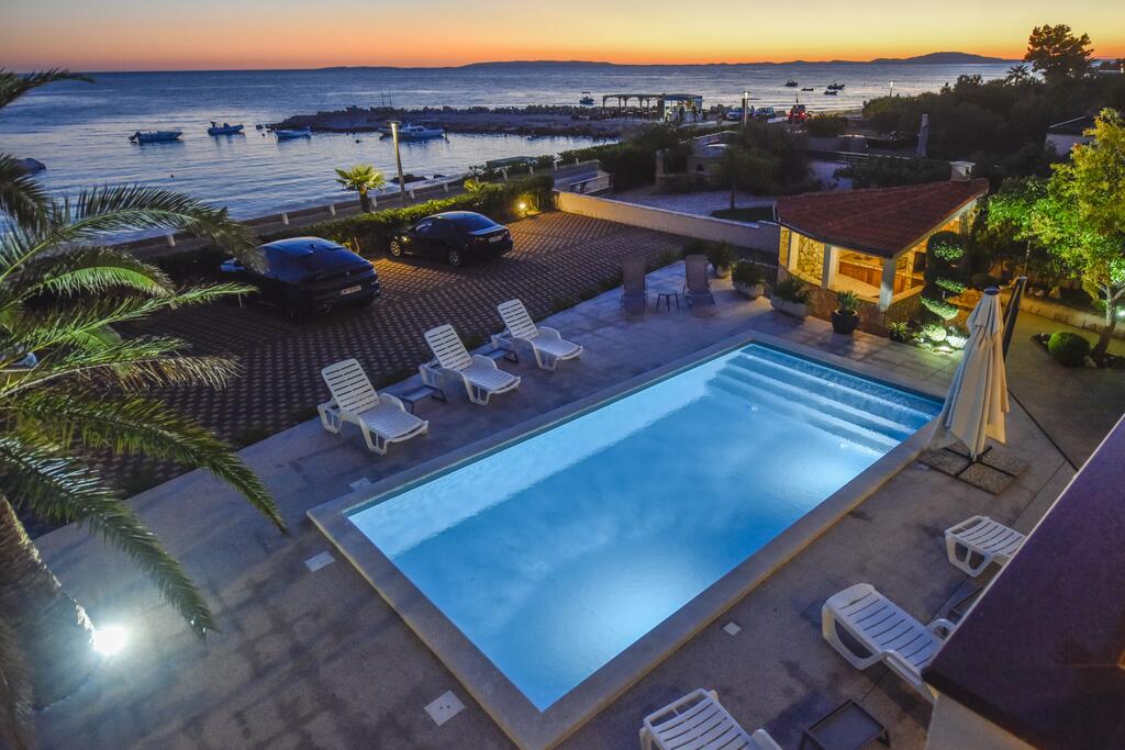 Tolo 6 Apartment in Novalja