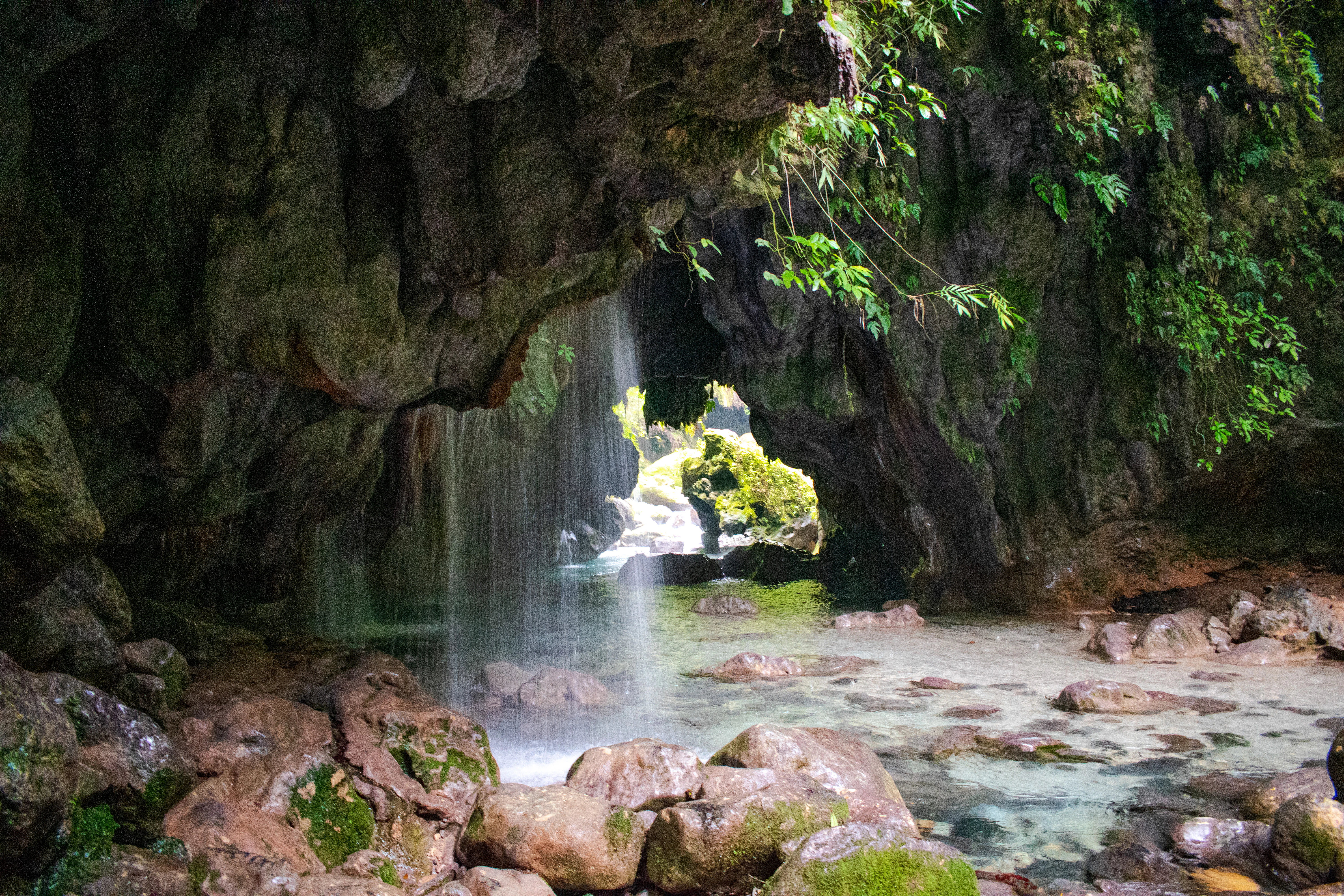 waterfalls viewing rock formations on cave