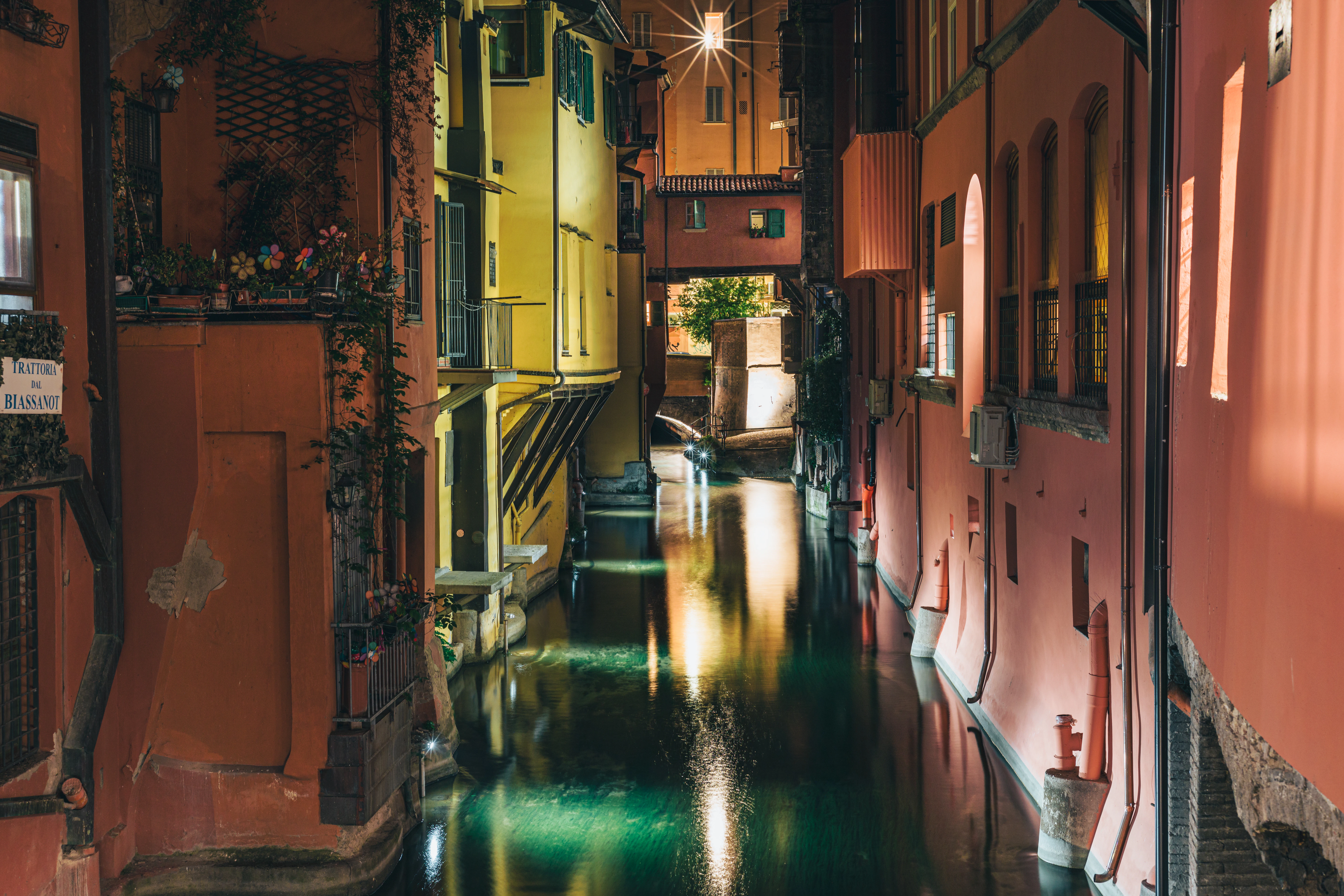 brown and white concrete building
